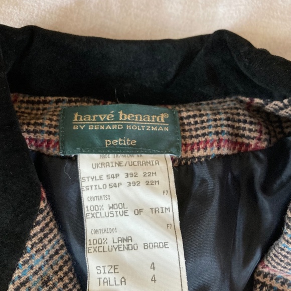 Gorgeous vintage plaid wool blazer - Picture 3 of 7